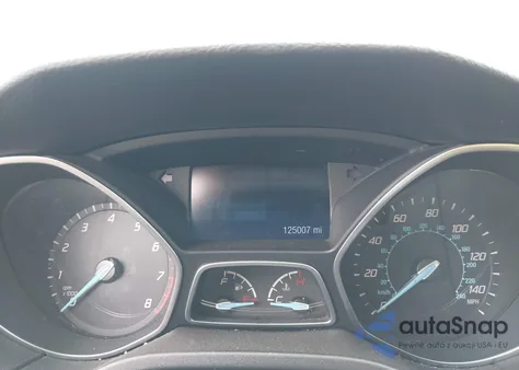 2014 Ford Focus Se z USA, uszkodzony, nr VIN 1FADP3K24EL302383